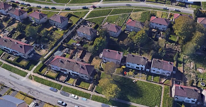 2 Bedroom Semi-Detached House To Rent In Sandholme Drive, Bradford, BD10