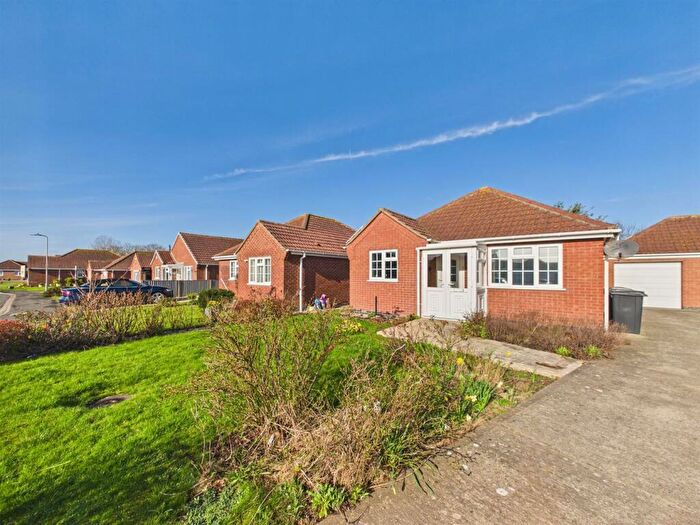 2 Bedroom Detached Bungalow For Sale In Sanders Close, Sandilands, LN12