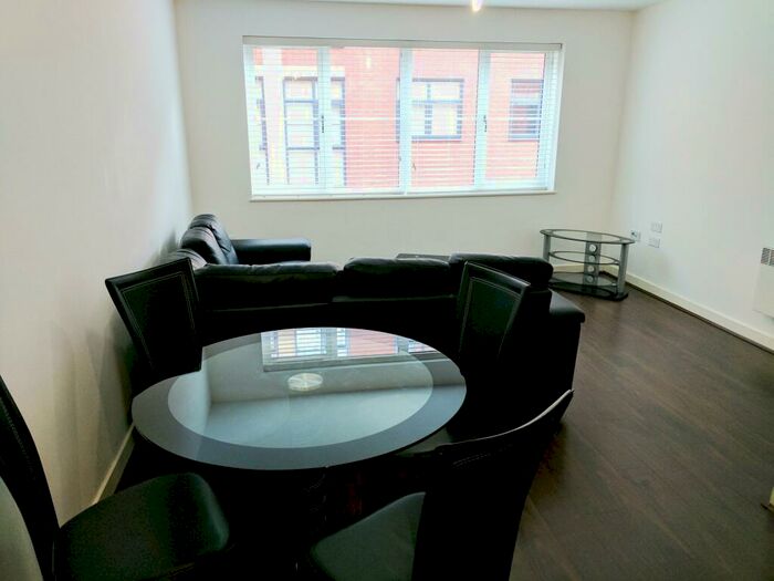2 Bedroom Apartment To Rent In Mint Drive, Birmingham, B18