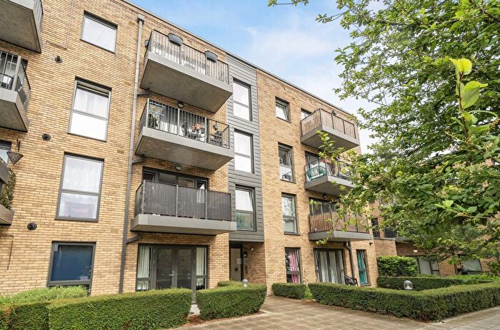 2 Bedroom Flat For Sale In Viceroy House, Old Barn Lane, Kenley, CR8