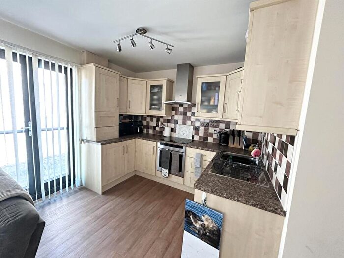 2 Bedroom Flat To Rent In Eastfield Road, Louth, LN11