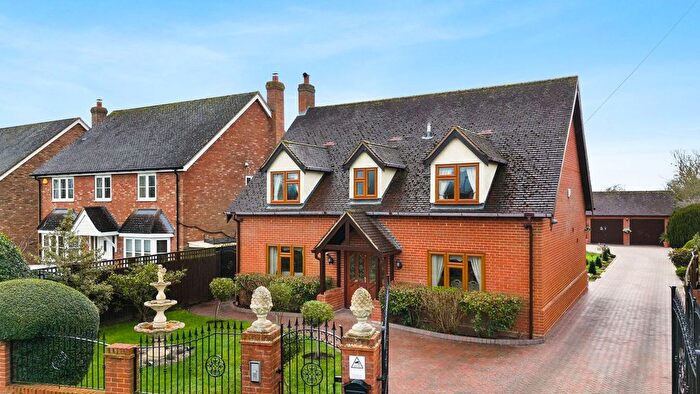 4 Bedroom Detached House For Sale In Thistley Green Road, Braintree, CM7