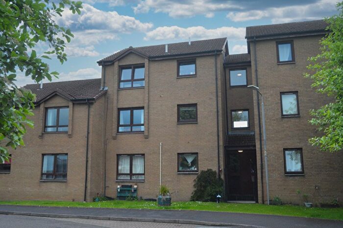 2 Bedroom Flat For Sale In Middlemass Court, Falkirk, FK2