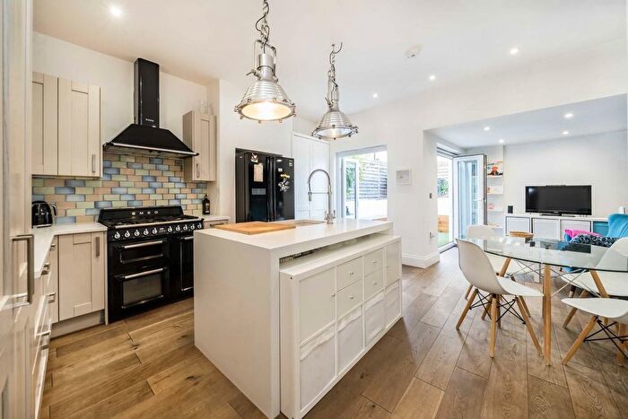 4 Bedroom Terraced House For Sale In Leverson Street, Streatham, SW16