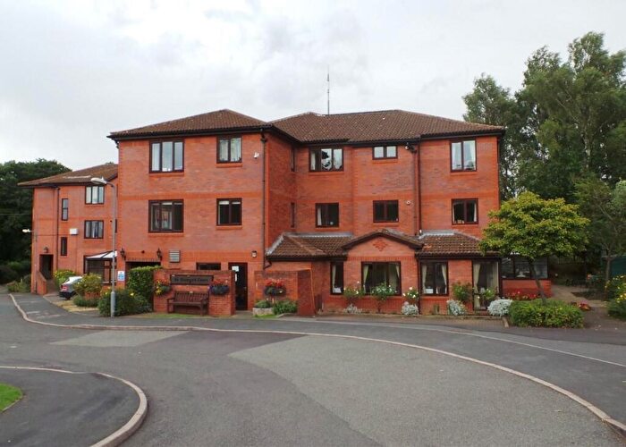2 Bedroom Retirement Property For Sale In Clarence Road, Four Oaks, Sutton Coldfield, B74