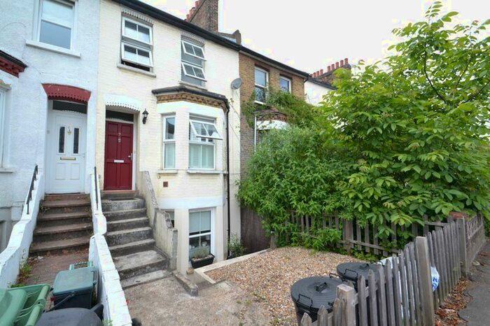 1 Bedroom Flat To Rent In Page Heath Villas, Bromley, BR1