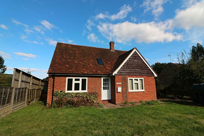 3 Bedroom Detached House To Rent In London Road, Langley, Hitchin, SG4