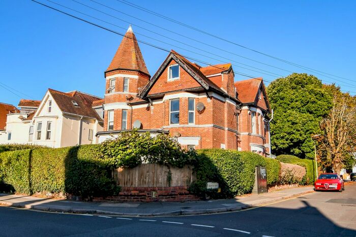 2 Bedroom Flat To Rent In Florence Road, Boscombe, Bournemouth, BH5