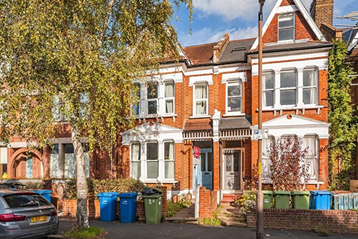 1 Bedroom Flat To Rent In Elmwood Road, London, SE24