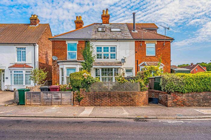 2 Bedroom Maisonette For Sale In Main Road, Emsworth, PO10