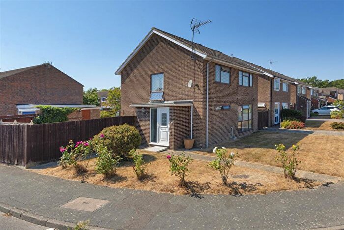 4 Bedroom Detached House For Sale In Eastwell Close, Paddock Wood, Tonbridge, TN12