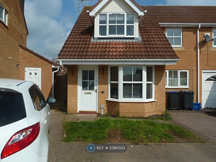 3 Bedroom Semi-Detached House To Rent In Aldwell Close, Wootton, Northampton, NN4
