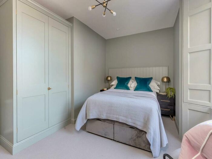 1 Bedroom Flat To Rent In Castle Street, City Centre, Edinburgh, EH2