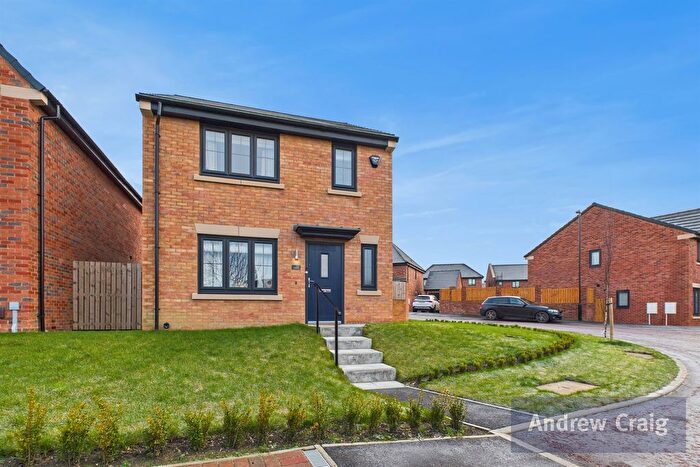 3 Bedroom Detached House For Sale In Hodgson Close, Callerton, Newcastle Upon Tyne, NE5