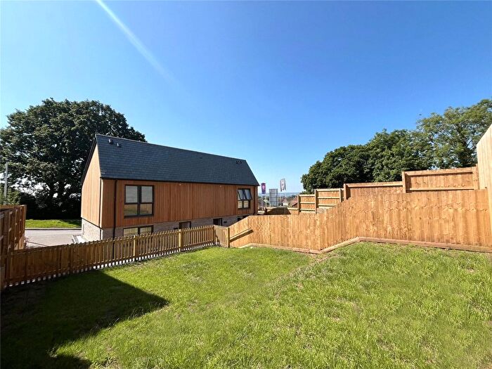 3 Bedroom Semi-Detached House To Rent In Pinhoe, Exeter, EX4