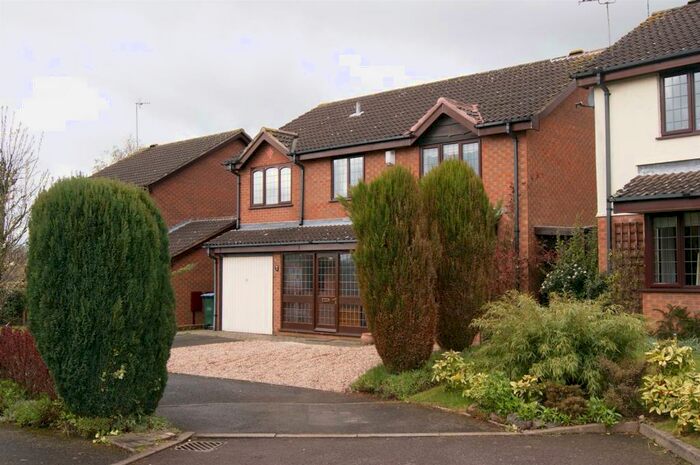 5 Bedroom Detached House To Rent In High Beech, Allesley Green, Coventry, CV5