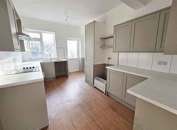 3 Bedroom Flat To Rent In Talbot Street, Birkdale, Southport, PR8