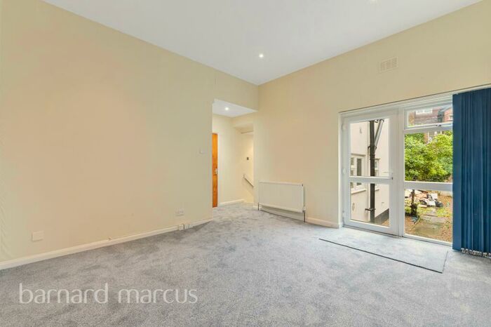 1 Bedroom Apartment To Rent In Chatsworth Road, Croydon, CR0