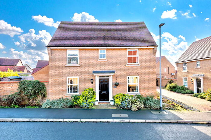 3 Bedroom Detached House For Sale In Reeve Way, Godmanchester, PE29