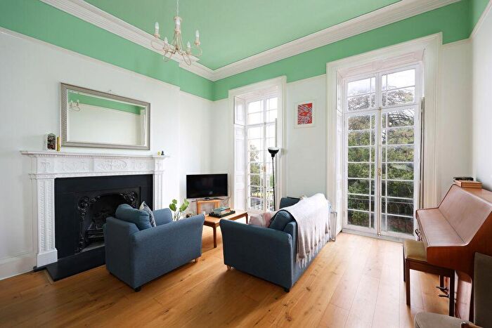 2 Bedroom Flat For Sale In Charlotte Street | Brandon Hill, BS1