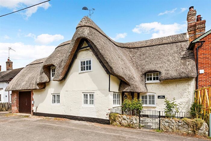 3 Bedroom Cottage For Sale In Appleshaw, Andover, SP11