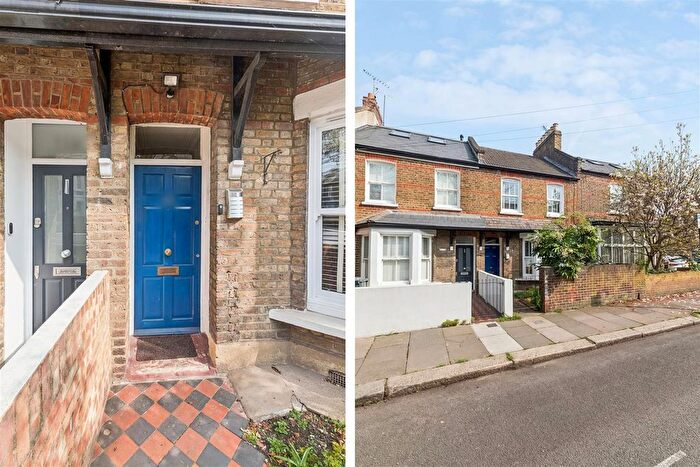 2 Bedroom Terraced House For Sale In Duke Road, London, W4