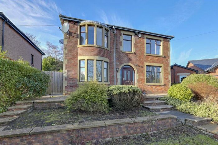 5 Bedroom Detached House To Rent In Bankside Lane, Bacup, Rossendale, OL13