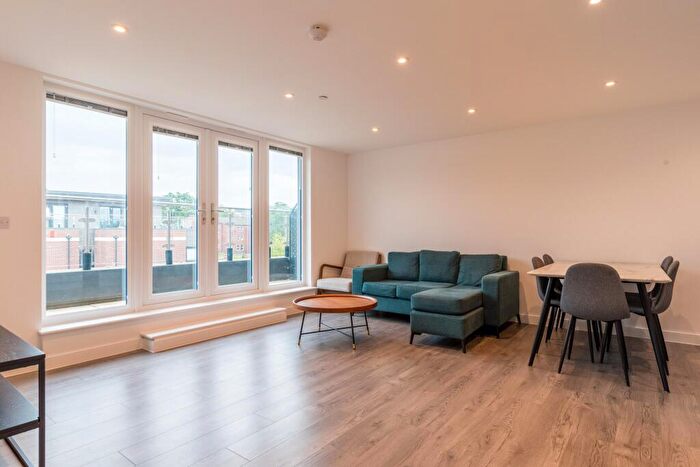2 Bedroom Apartment To Rent In Alexandra Park, Willow Road, Leeds, LS4
