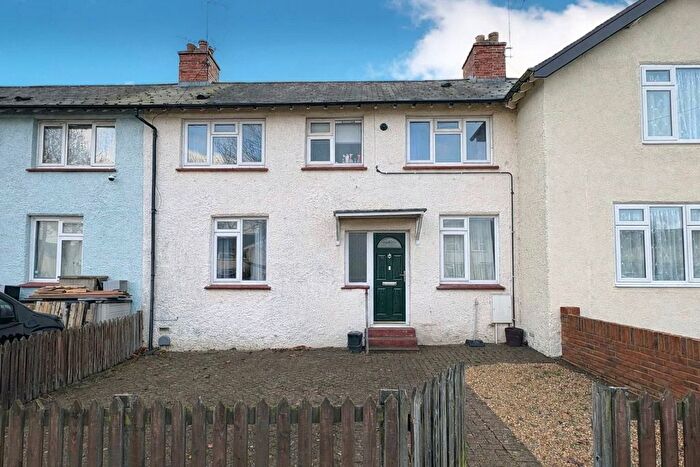 3 Bedroom Terraced House For Sale In Chetwode Place, Aldershot, Hampshire, GU12