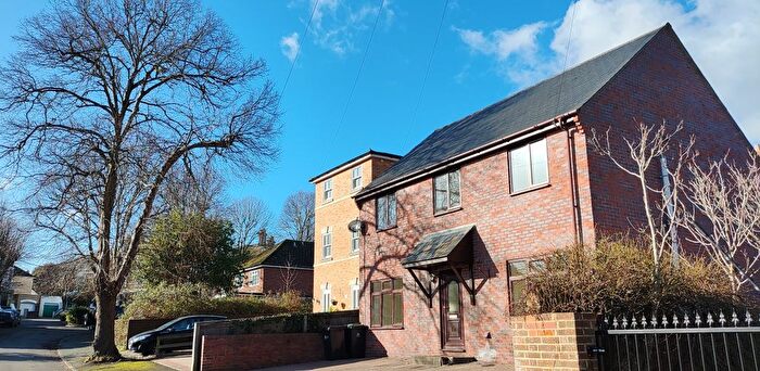 4 Bedroom Detached House To Rent In Lansdowne Square, Weymouth, DT4