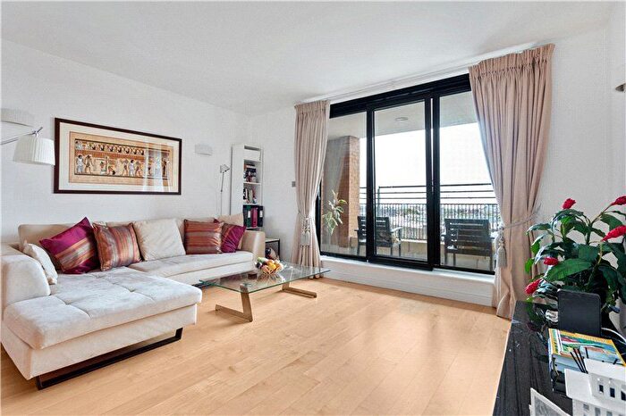 2 Bedroom Flat For Sale In Cromwell Road, London, SW7
