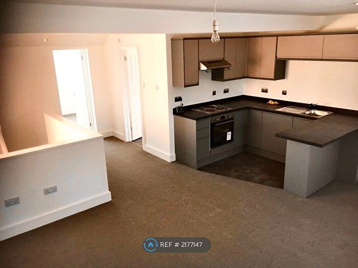 1 Bedroom Flat To Rent In Collingwood Road, Sutton, Surrey, SM1