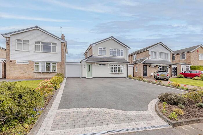 3 Bedroom Detached House For Sale In Werburgh Drive, Trentham, Stoke On Trent, ST4