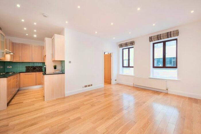 2 Bedroom Flat To Rent In Marshall House, Soho, W1F
