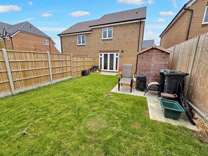 3 Bedroom Semi-Detached House For Sale In Hammer Mill Lane, Sturminster Newton, DT10