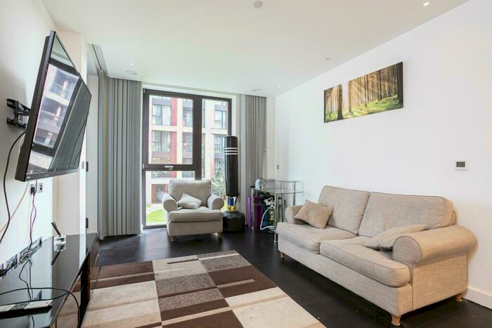 2 Bedroom Flat To Rent In Haines House, Charles Clowes Walk, The Residence, Nine Elms, London, SW11
