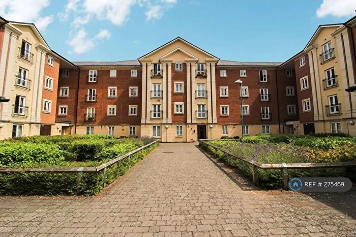 2 Bedroom Flat To Rent In Brunel Crescent, Swindon, SN2