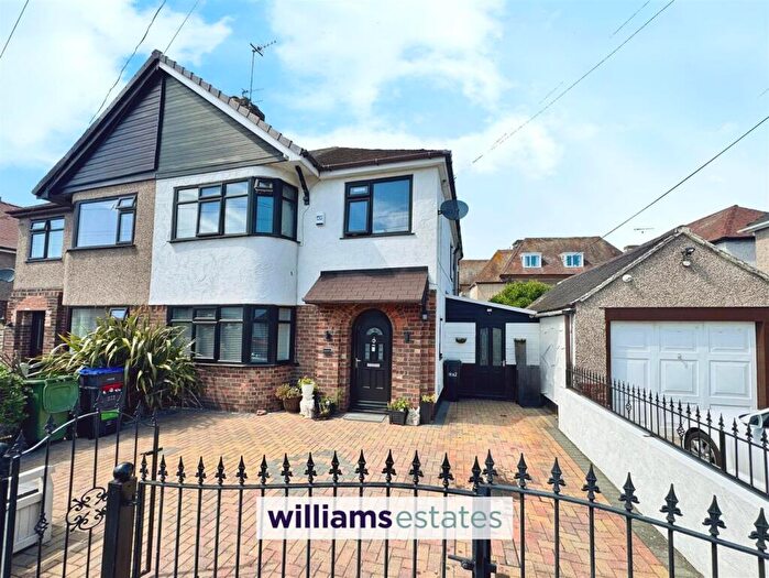 3 Bedroom Semi-Detached House For Sale In Grosvenor Road, Prestatyn, LL19