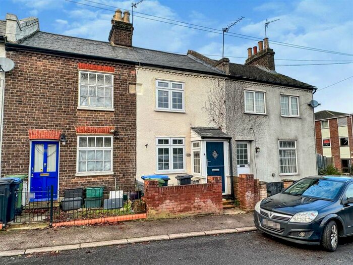 2 Bedroom Terraced House To Rent In Weymouth Street, Hemel Hempstead, HP3