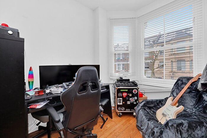 2 Bedroom Terraced House To Rent In College Place, Camden Town, NW1