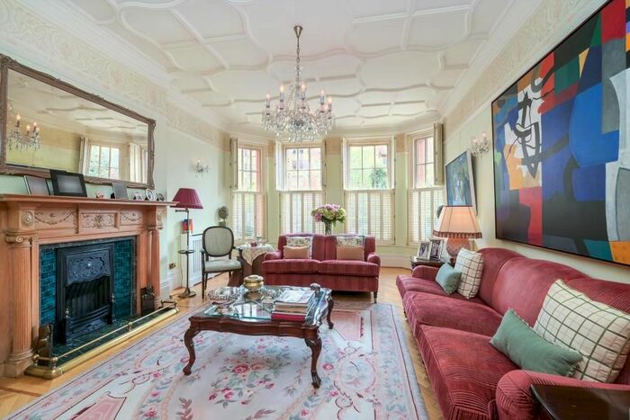 5 Bedroom Flat To Rent In Oakwood Court, Kensington, London, W14