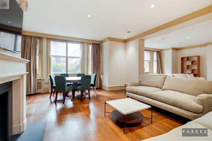 2 Bedroom Apartment To Rent In Harley House, Marylebone, London, NW1