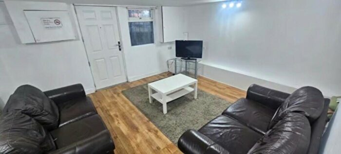 6 Bedroom Terraced House To Rent In Langdale Terrace, Leeds, West Yorkshire, LS6