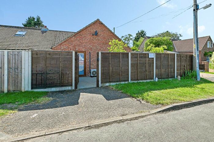 2 Bedroom Semi-Detached Bungalow For Sale In Sandy Way, Ingoldisthorpe, PE31
