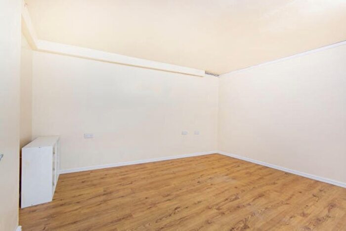 1 Bedroom Flat To Rent In High Street, Croydon, CR0
