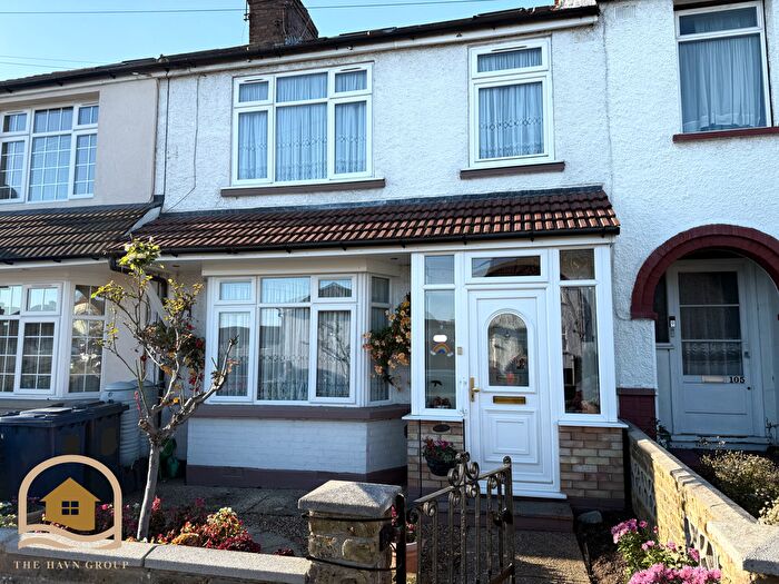 5 Bedroom Terraced House For Sale In Windmill Lane, Greenford, UB6