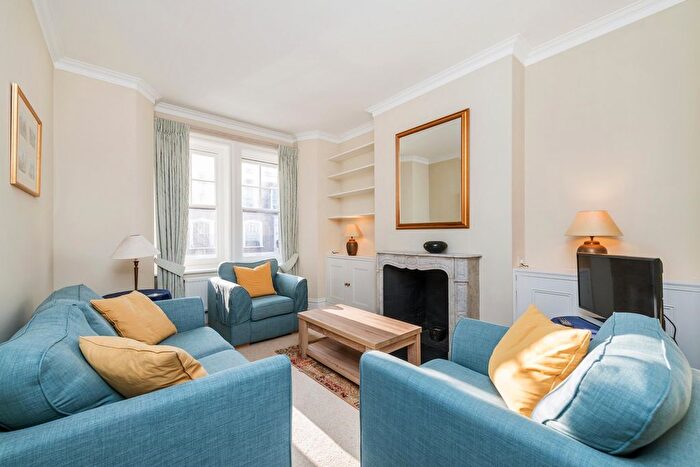 1 Bedroom Flat To Rent In Park Walk, Chelsea, SW10