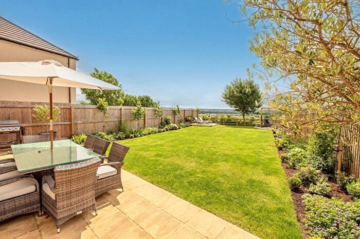 4 Bedroom Detached House For Sale In Causeway End, Nr Malmesbury, SN15