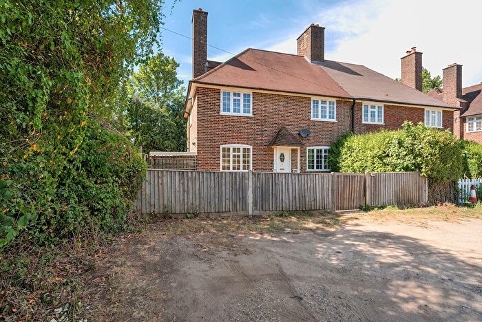 3 Bedroom Semi Detached House For Sale In Tannery Lane, Gosden Common, Bramley, Guildford, GU5
