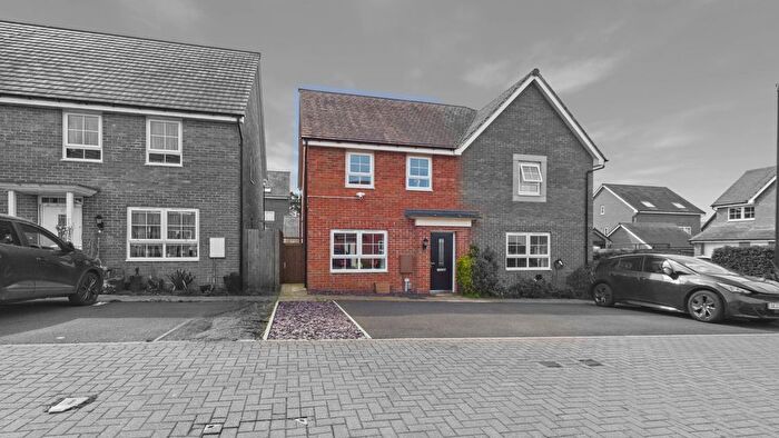 3 Bedroom Semi-Detached House For Sale In Regents Drive, Mickleover, Derby, Derbyshire, DE3